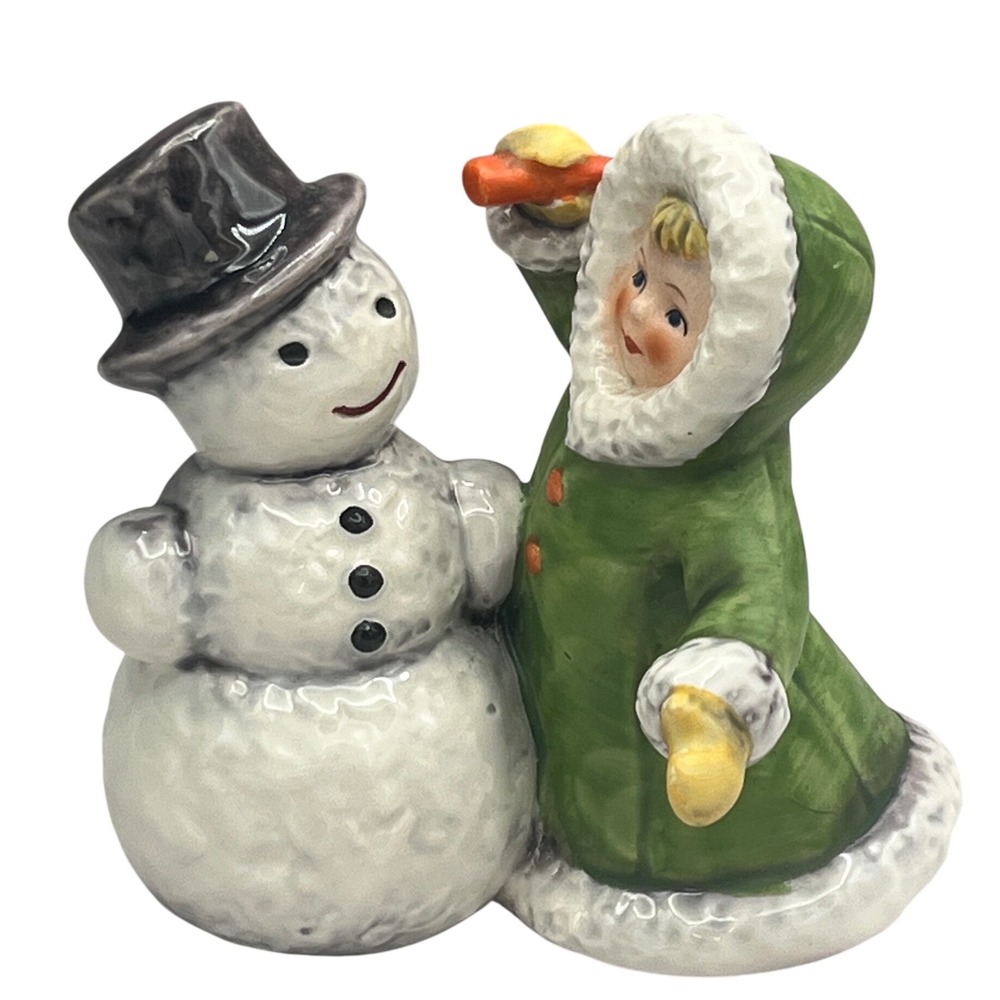Goebel W Germany Vintage Porcelain Girl Building Snowman Green Parka 11705‎